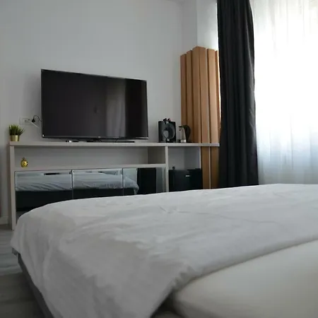 Apartment Ale's 4 In City Center